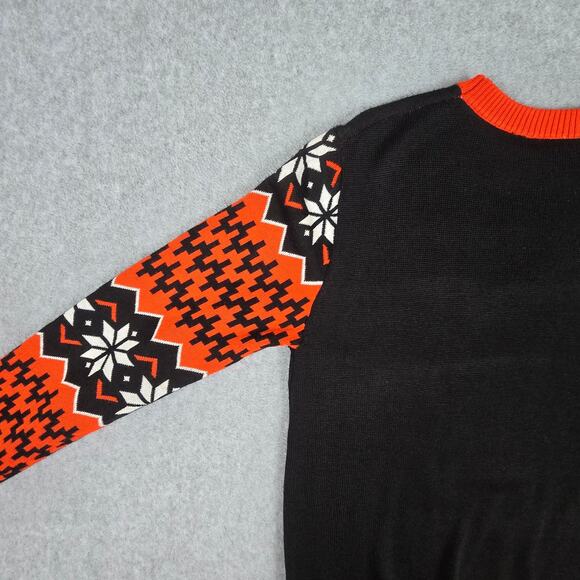 The Simpsons Sweater Size Medium Homer Ugly Christmas Sweater Holds Bottle - Picture 10 of 16